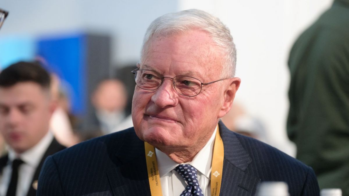 Kellogg reveals why Trump gave Putin two weeks multiple times