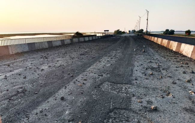 Chonhar bridge linking Crimea to southern Ukraine knocked out after new drone strike