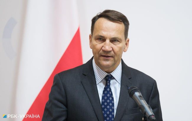 Poland threatens to close all Russian consulates over sabotage activities