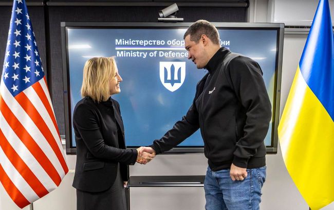 Ukraine and US discuss future military cooperation and air defense supplies