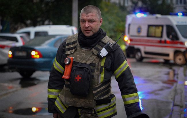 Russia strikes Odesa with ballistic missile, causing deaths and injuries