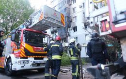 Massive Russian strike on Kyiv and Zaporizhzhia leaves dozens wounded