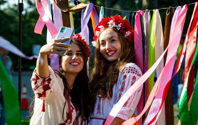 Vyshyvanka Day 2025: What date Ukraine and world celebrate it