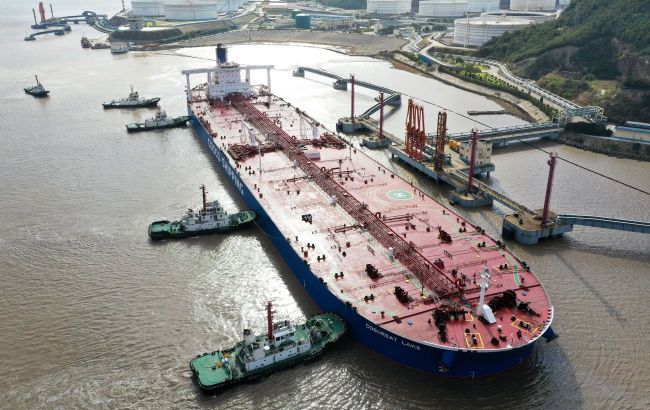 China reaches deal with Houthis to protect its tankers in Red Sea, Reuters reports