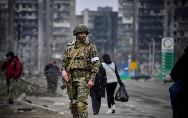 Russian military serviceman found guilty in Ukraine for holding hundreds of civilians hostage