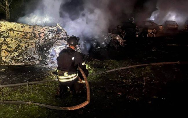 Russian attack damages boarding school in Kyiv, sparks fires