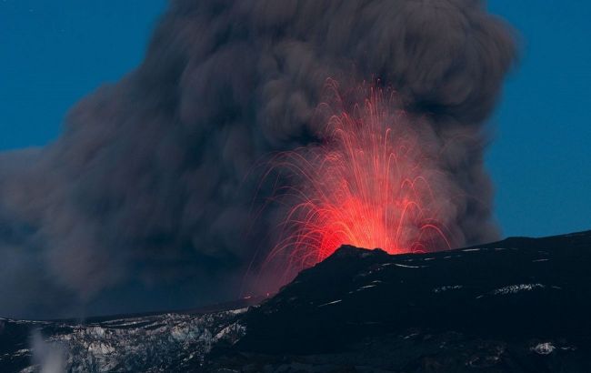 Hot giants. 5 highest volcanoes in Europe