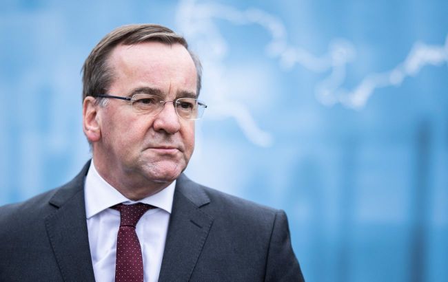 Ukraine to get long-range weapons very soon - Germany’s defense minister