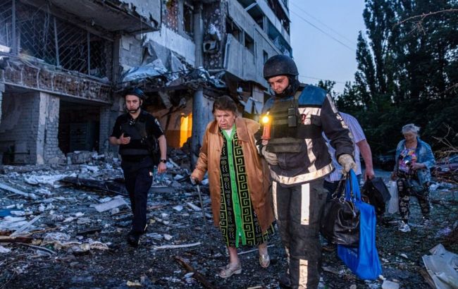 Russian night strike on Kharkiv: 18 injured, including children