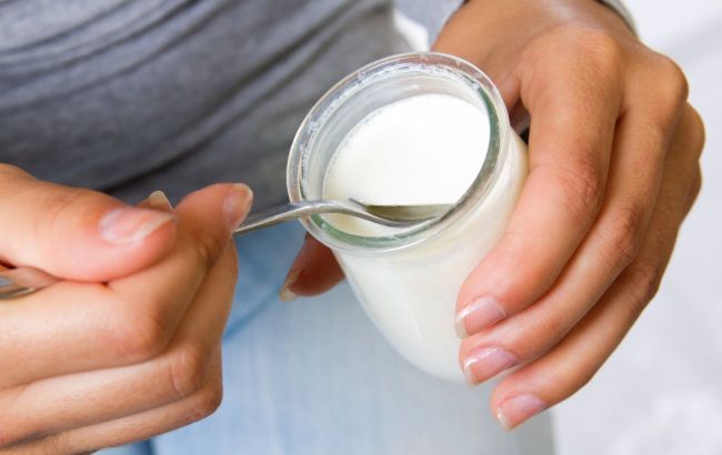 Best time to eat yogurt for gut and bone health