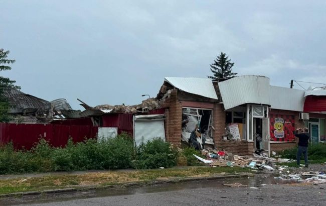Russia drops seven guided bombs on Kramatorsk district, teenager among dead