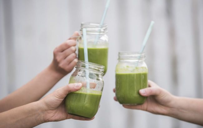 Perfect breakfast idea: Рealthy green smoothie in just 5 minutes