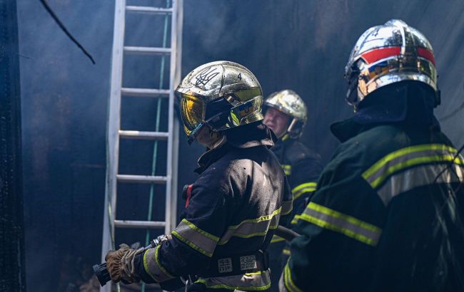 Russian airstrike hits Kharkiv medical facility, casualties reported