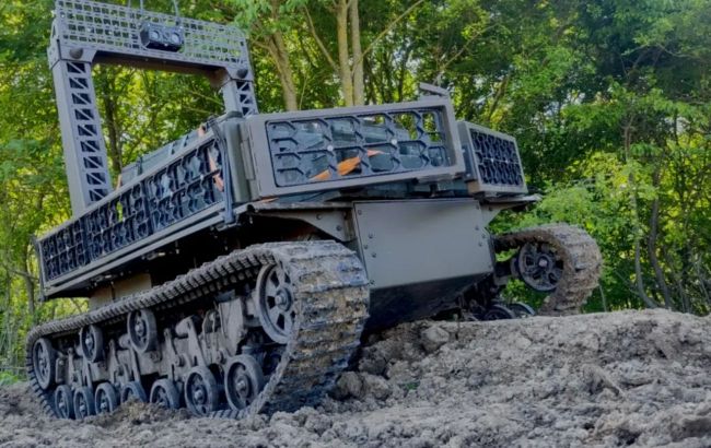 Ukraine unveils new tracked drone Murakha built to resist jamming