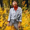 5 signs you're not living your own life and how to change it