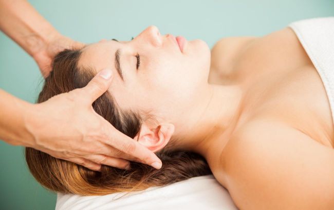 Forget about hair loss with this 5-minute massage