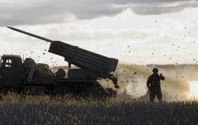 Ukrainian Armed Forces strike Russian troops gathering in occupied Olenivka