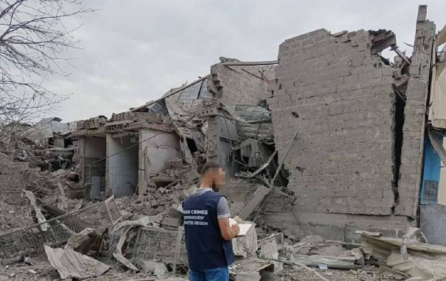 Russia bombs residential buildings in Donetsk region: Casualties reported