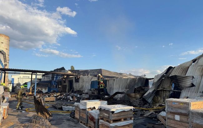 Russia destroys Ventilation Systems factory and warehouses in Ukraine