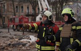 Russia strikes Kyiv with drones: Fires broke out, casualties reported