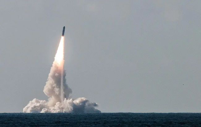France launches new intercontinental ballistic missile from nuclear submarine