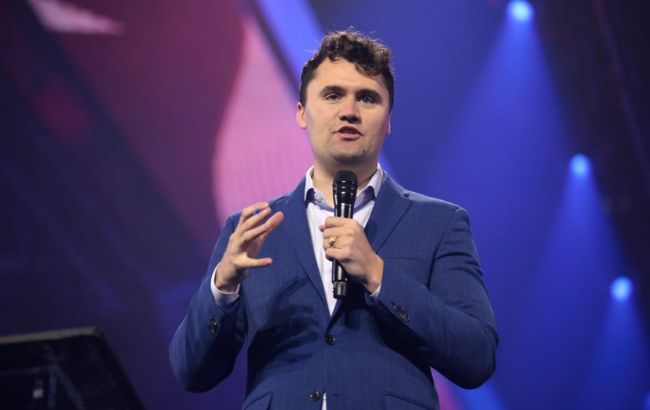 Charlie Kirk shot in neck, suspect in custody: Full details