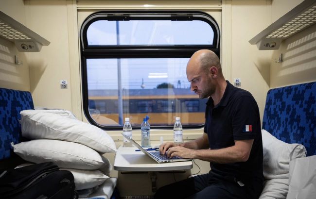 French Foreign Minister goes to Kyiv for ambassadors meeting