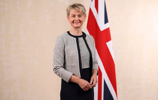 UK Foreign Minister to announce $190M winter aid package for Ukraine