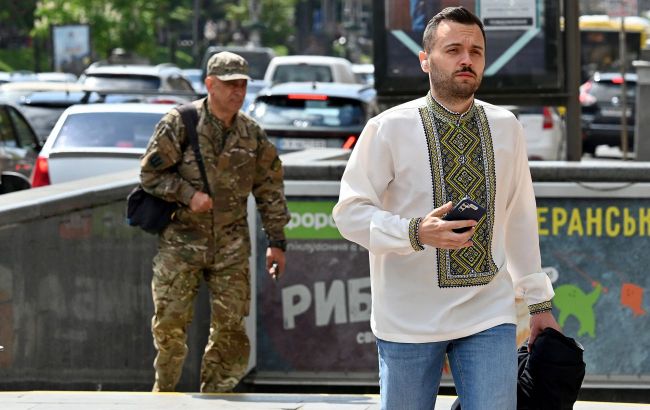Ukraine prolongs martial law, mobilization amid ongoing war