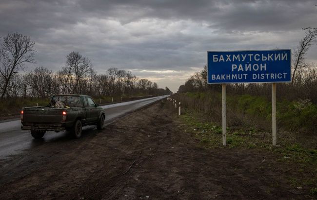 Russian soldiers turn Bakhmut mines into warehouses and field hospitals