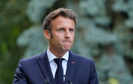 Macron warns: If Putin isn't stopped, he could target Moldova and Romania