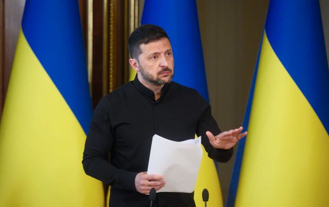 Zelenskyy: War won't last 10 years, Ukraine won't withstand that