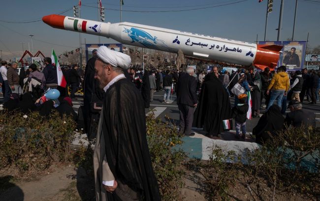 Iran threatens US with 'devastating' response over sanctions