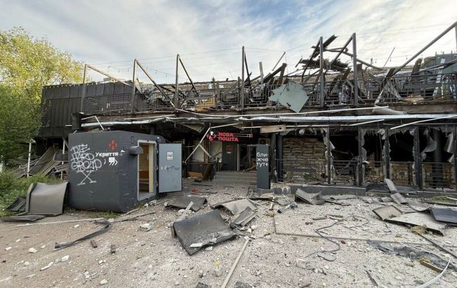 Russia bombs postal office in Ukraine's Kramatorsk