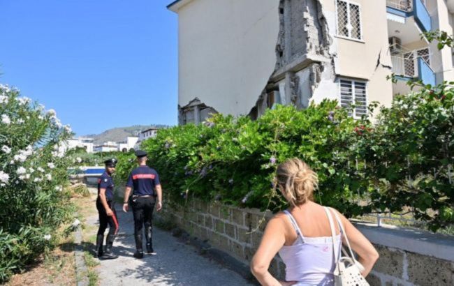 Italy hit by its most powerful earthquake in four decades, injuries reported
