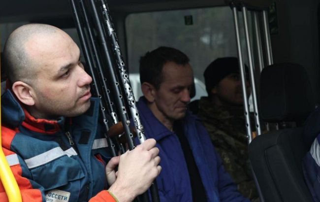 Ukraine returns 25 more people from Russian captivity