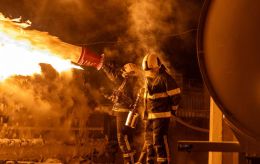 Ukraine hit by 370 drones and 21 missiles from Russia overnight: Air defense in action