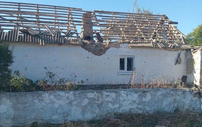 Russia's occupants shelled two villages in Kherson region: One wounded
