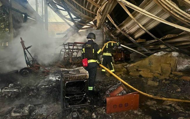 Russian massive strikes cause fires in 4 districts of Kyiv region: Aftermath revealed