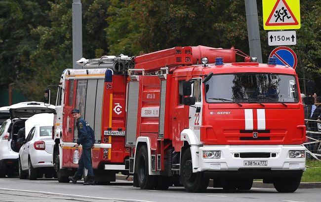 Powerful fire in Moscow region: Black smoke is visible from afar