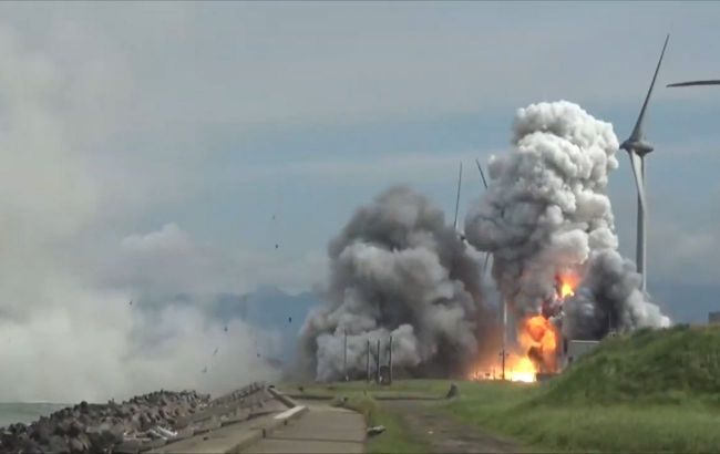 Rocket explodes during testing in Japan