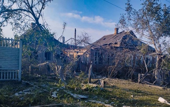 Russians hit Zaporizhzhia region: Fatality, injuries reported