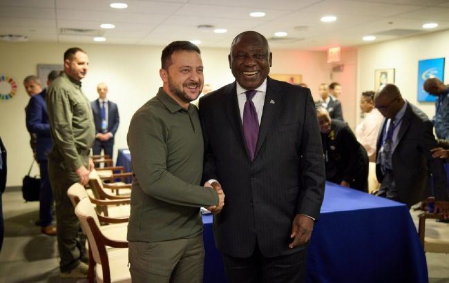 Zelenskyy meets with South African President, discusses frontline situation and more