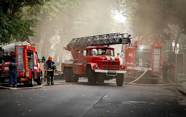 Fire engulfs restaurant in Odesa's city center