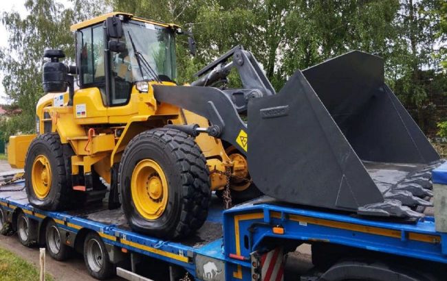 Off-road vehicles and more: Ukrainian border guards receive aid from Germany and Netherlands