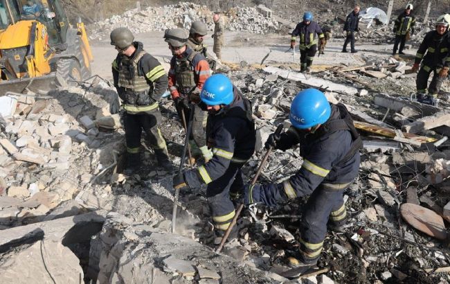 Attack on Hroza village: Footage of consequences of Russian terror