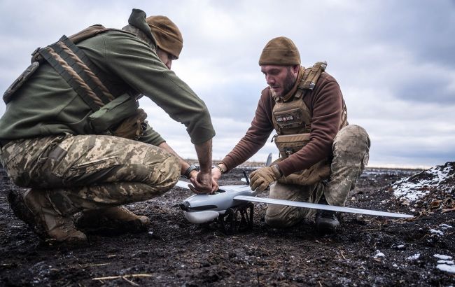 Ukrainian drones target oil refinery in Russia, sources say