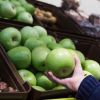 Russian stores selling apples from North Korea, says FT