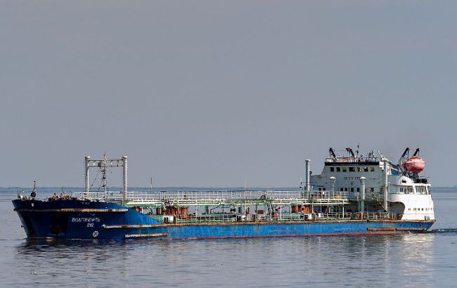 Two Russian tankers sink near Kerch: What is known