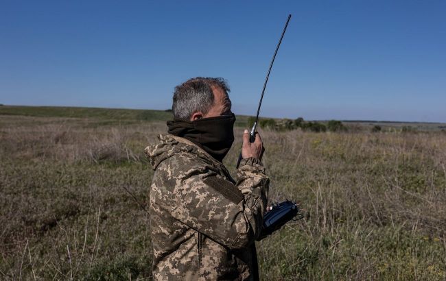Ukrainian Border guards deploy drones to destroy Russian equipment in Bakhmut